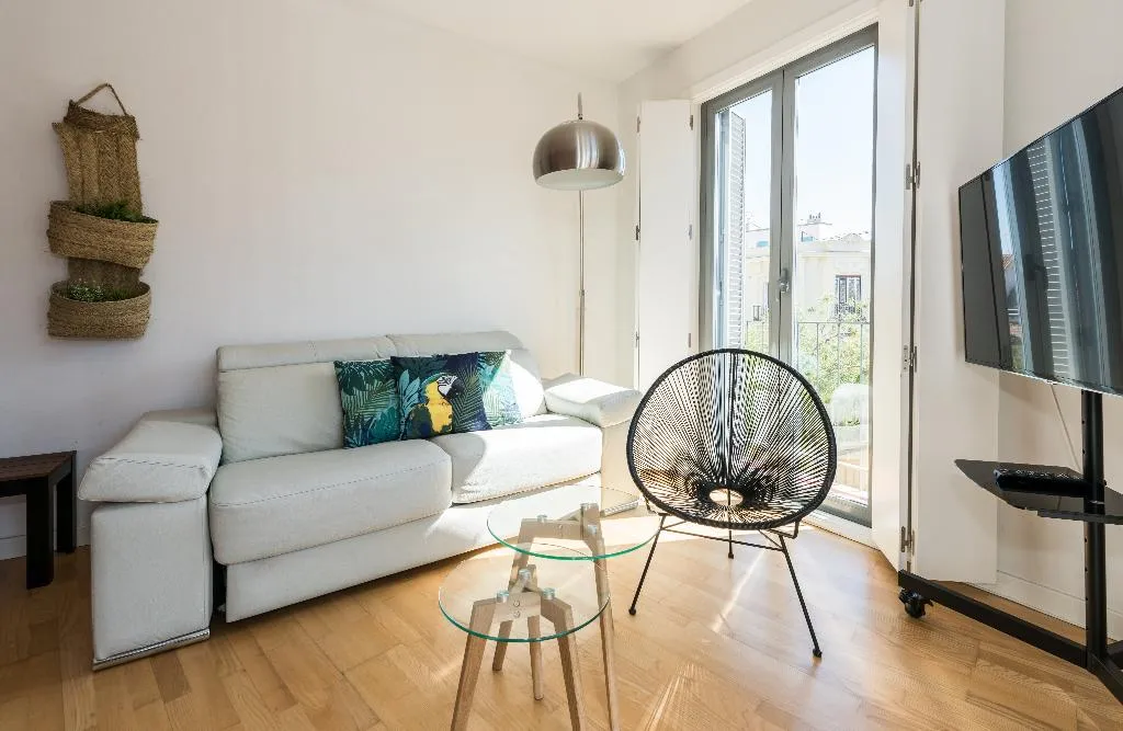 APARTMENT TWO BEDROOMS Room, Apartamentos Madrid Puerta del Sol, Madrid