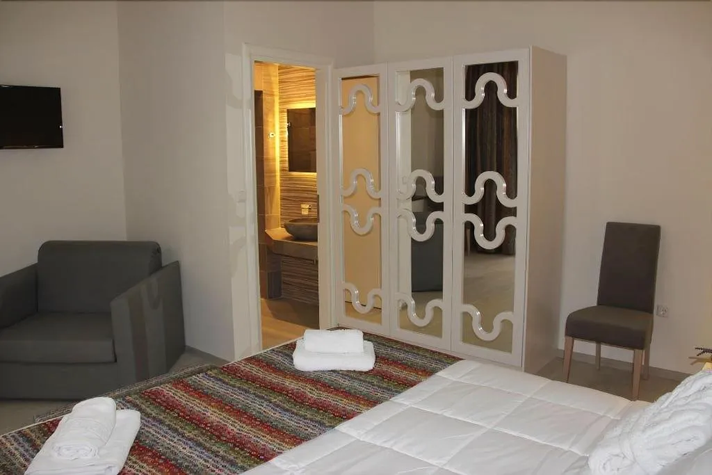 Room, Elia Palazzo, Crete