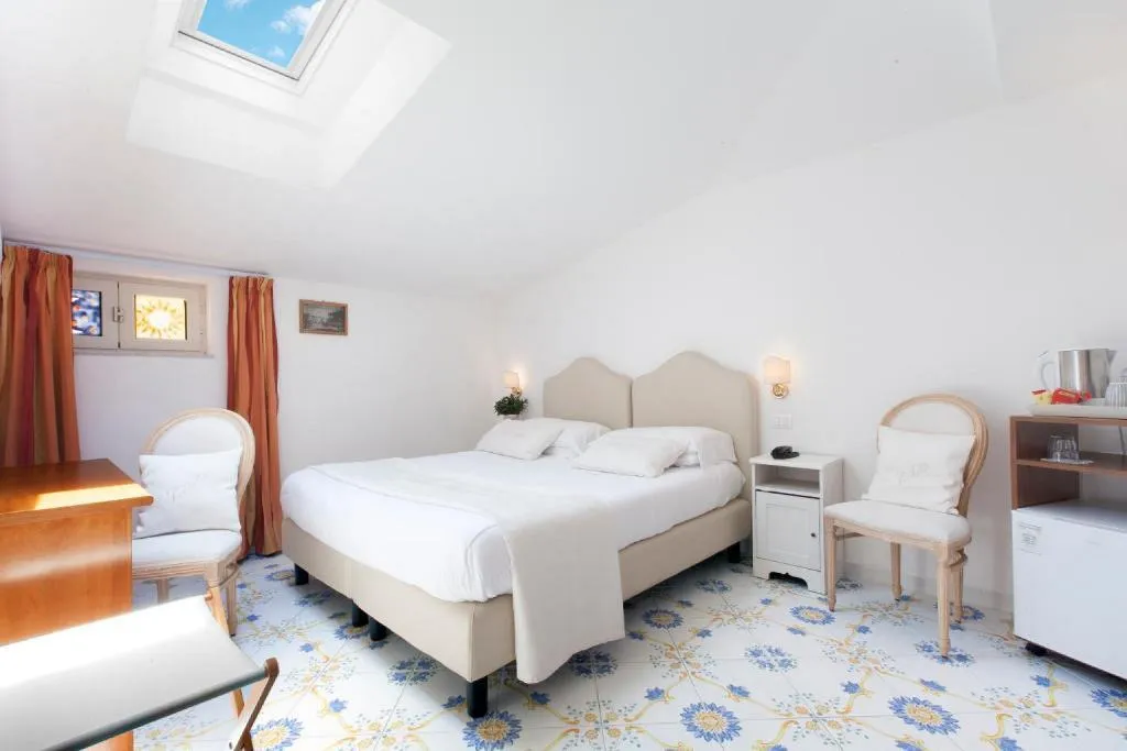 Double or Twin STANDARD Room, Villa Pane Resort, Naples