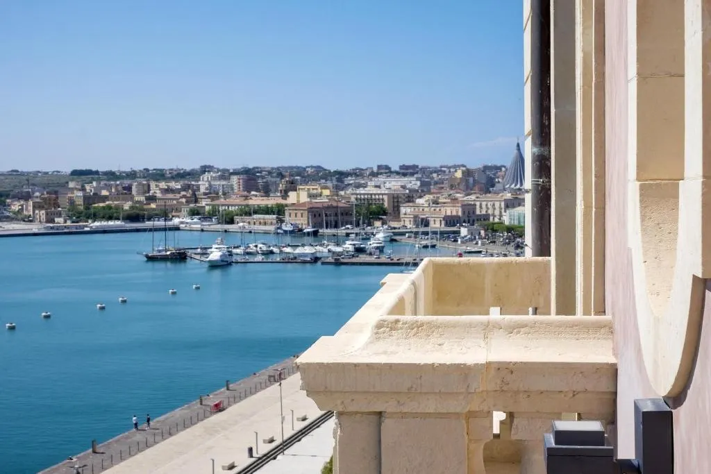 SUITE Presidential Room, Grand Hotel Des Étrangers, Catania
