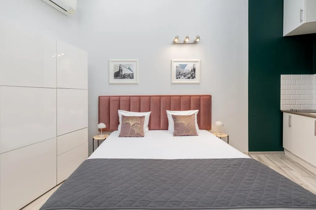 STUDIO DELUXE Room, Erasmus Student Apartments - Krakow Old Town, Krakow