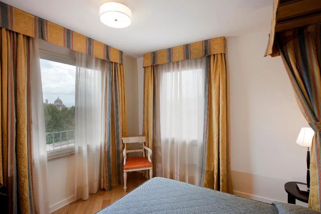 Room, Grand hotel Mediterraneo, Florence