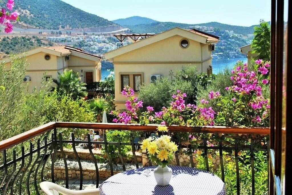 Room, Dionysia, Antalya