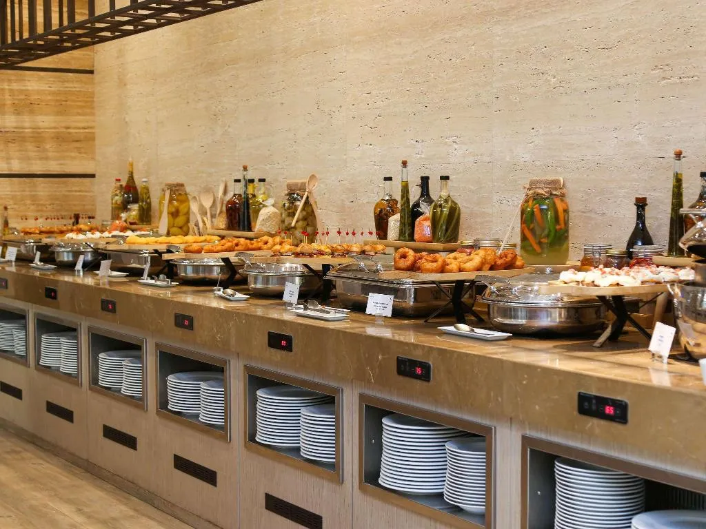 Restaurant, Novotel Tunis Lac, Tunisia