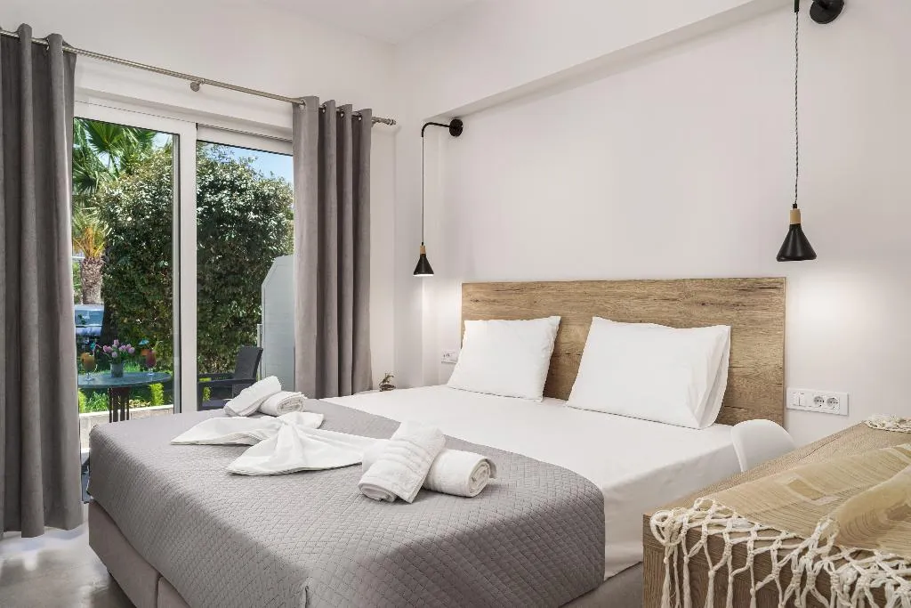 APARTMENT DELUXE TWO BEDROOM Room, Antonis Apartments Pool Bar, Zante