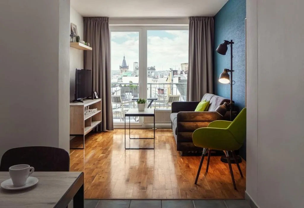 STUDIO WITH BALCONY Room, EA ApartHotel Melantrich, Prague