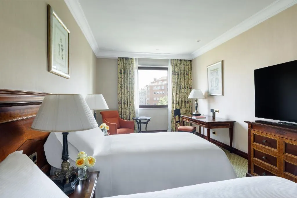 TWIN CLUB PREMIUM Room, InterContinental Madrid, Madrid