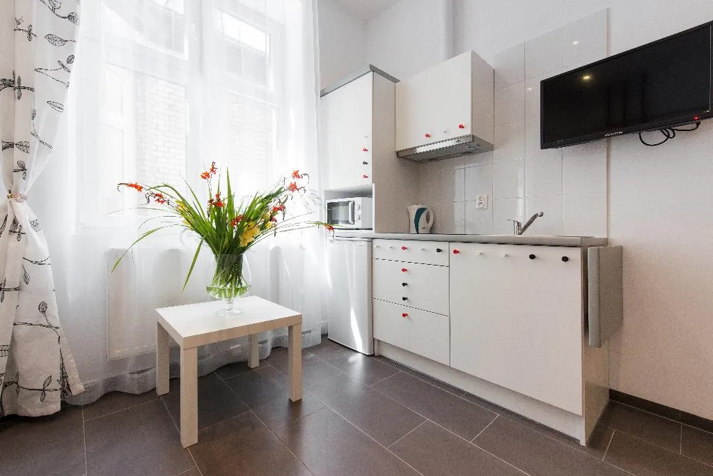 APARTMENT CAPACITY 2 Room, Happy Tower Krakow, Krakow