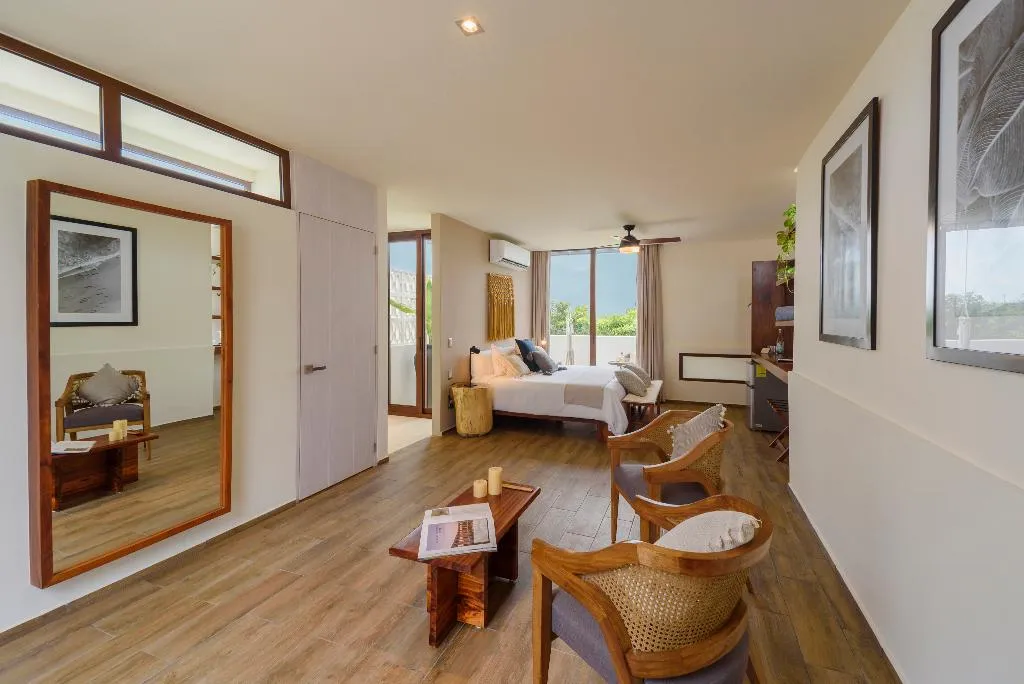 DOUBLE SUPERIOR WITH TERRACE Room, K'uyen Boutique Hotel, Cancun Area
