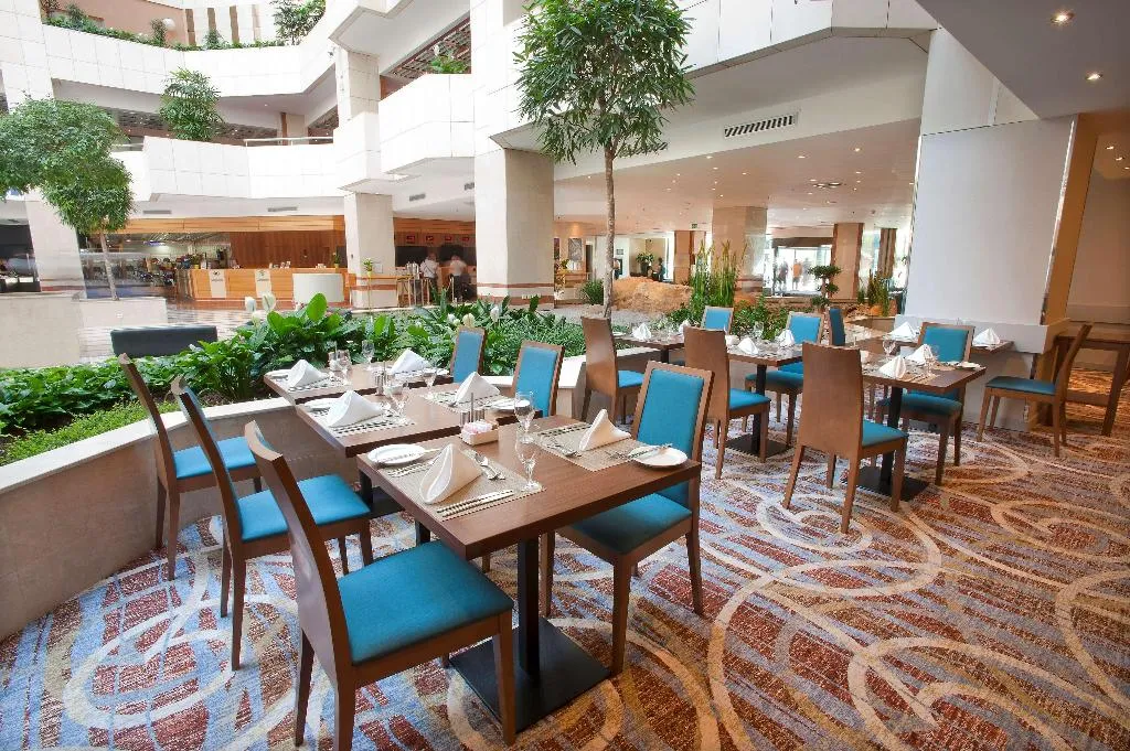 Restaurant, Hilton Prague Atrium, Prague