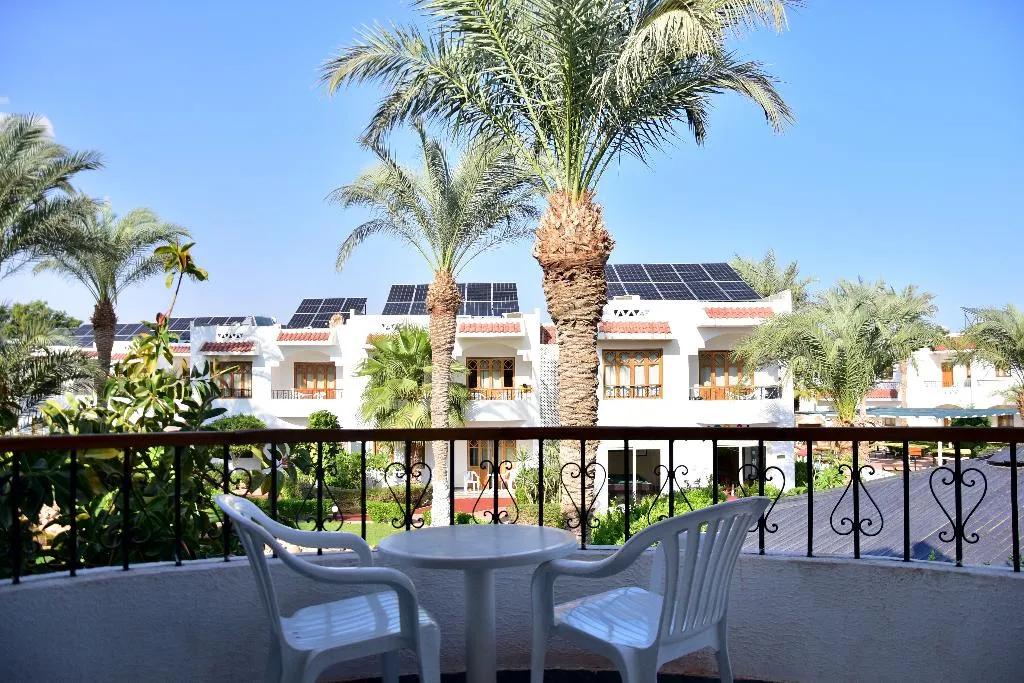 FAMILY ROOM CAPACITY 5 Room, Dive Inn Resort, Red Sea Riviera