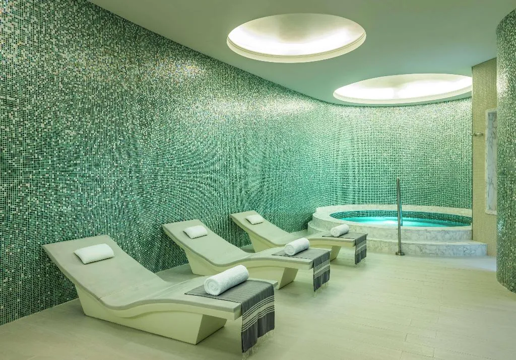 Sports and Entertainment, V Hotel Dubai, Curio Collection by Hilton, Dubai