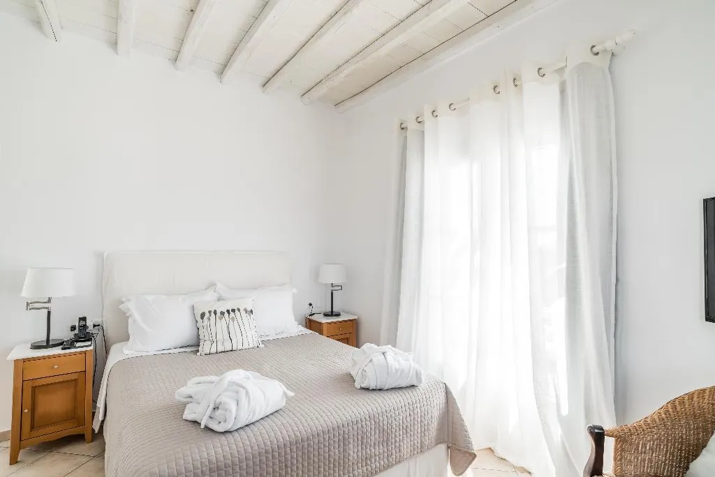 DOUBLE SUPERIOR Room, Capo Di Mykonos Resort, Mykonos