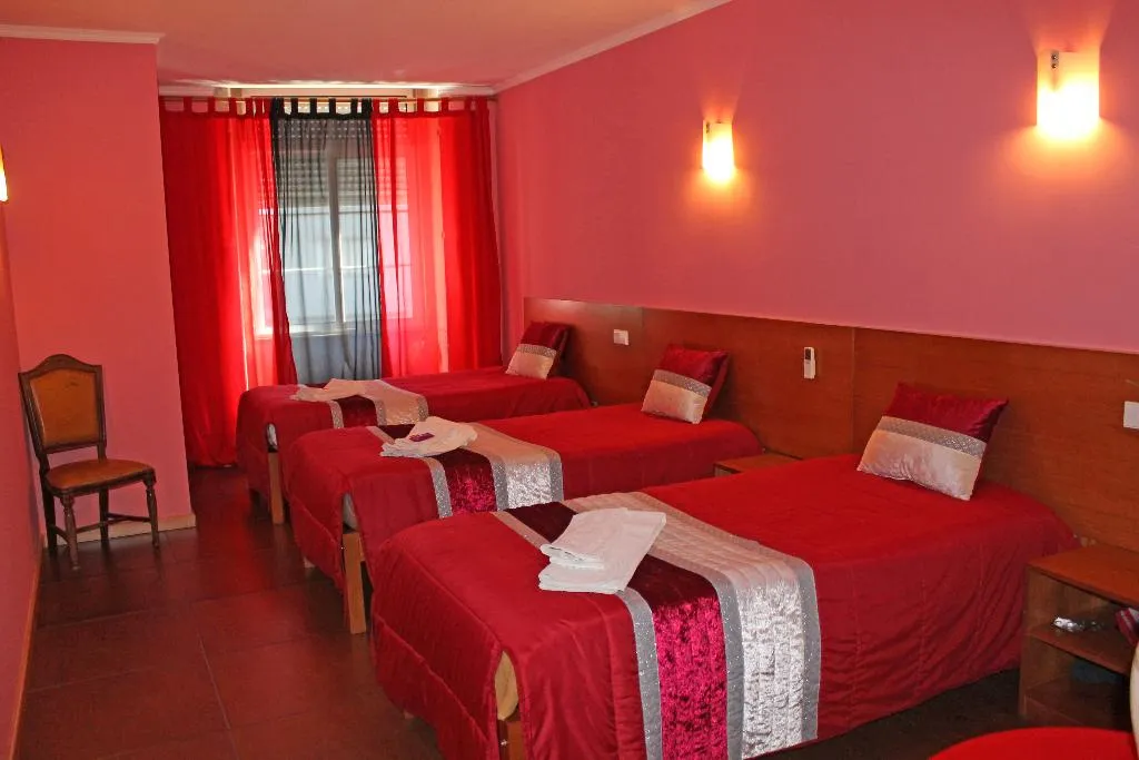 TRIPLE CAPACITY 3 Room, Monte Carlo Love Porto, Porto