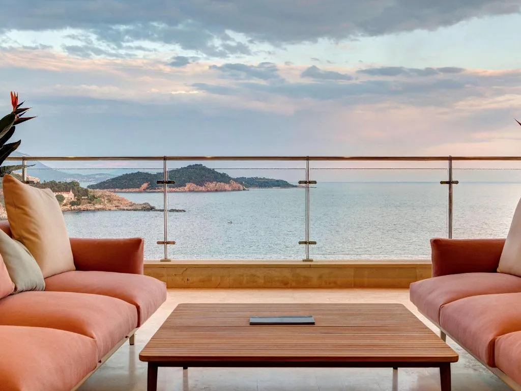 Bar, Rixos Premium Dubrovnik, Dubrovnik