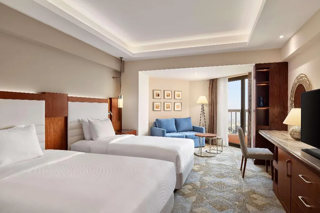 TWIN DELUXE CITY VIEW Room, Ramses Hilton, Cairo