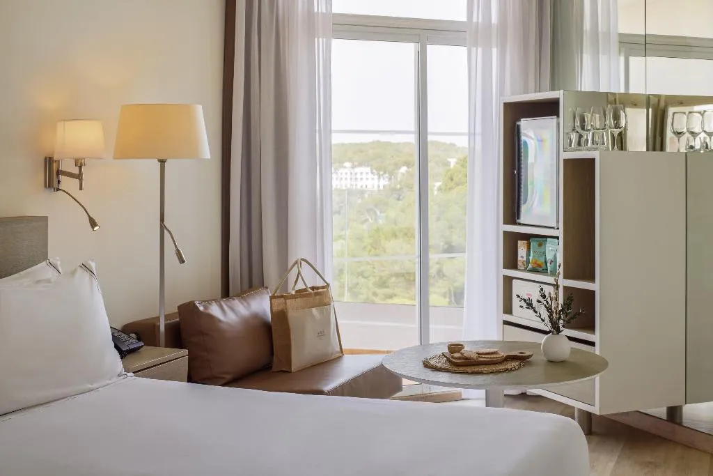 Room GUEST ROOM Room, Meliá Cala Galdana, Menorca