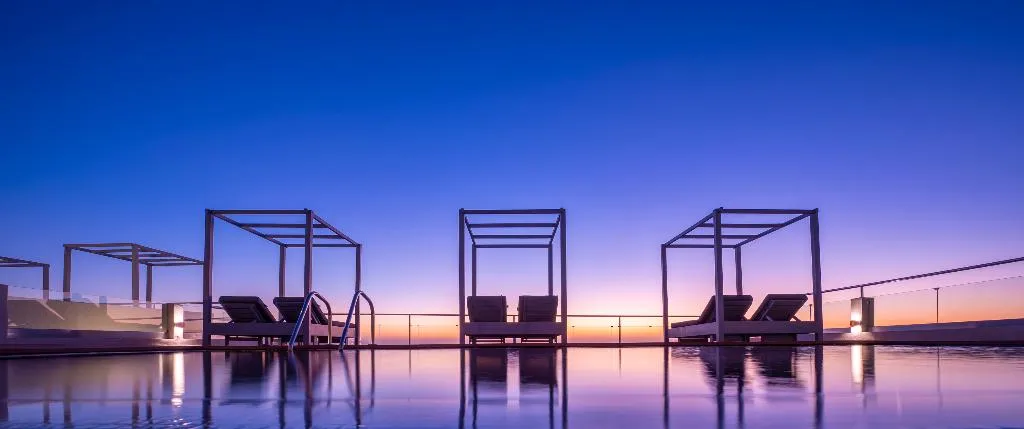 Pool, Gizis Cliffside Suites, Santorini