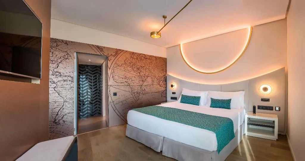 SUITE DELUXE Room, Barcelo Sevilla Renacimiento, Seville