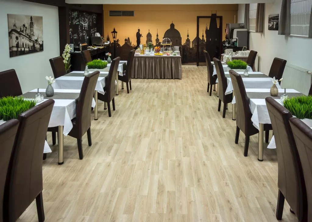 Restaurant, Pytloun Kampa Garden Hotel Prague, Prague