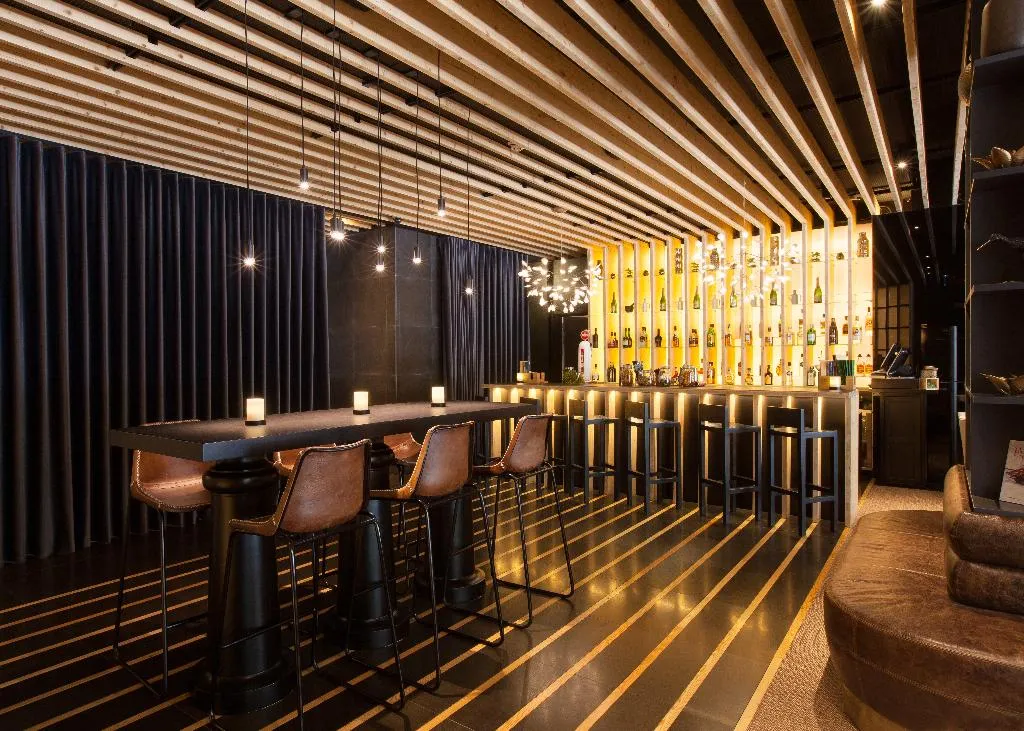 Bar, BessaHotel Liberdade, Lisbon