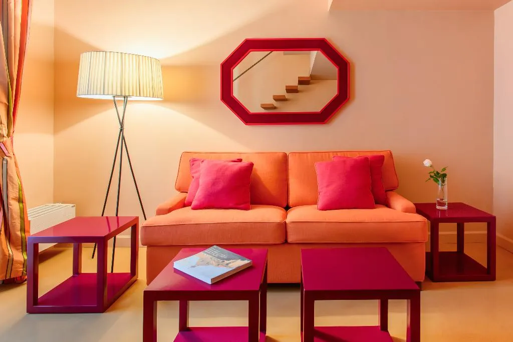 STUDIO DUPLEX Room, Pretaloger Verdi 18, Naples
