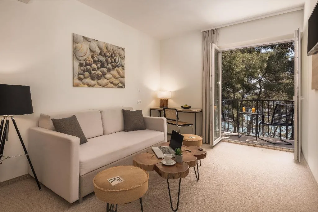 SUITE DELUXE Room, Aminess Senses Hvar Resort, Split