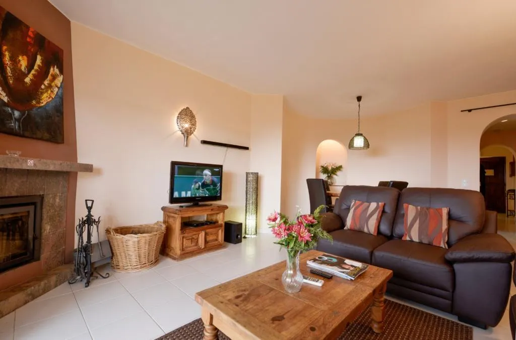 APARTMENT SEA VIEW TWO BEDROOMS Room, Monte Dourado, Algarve