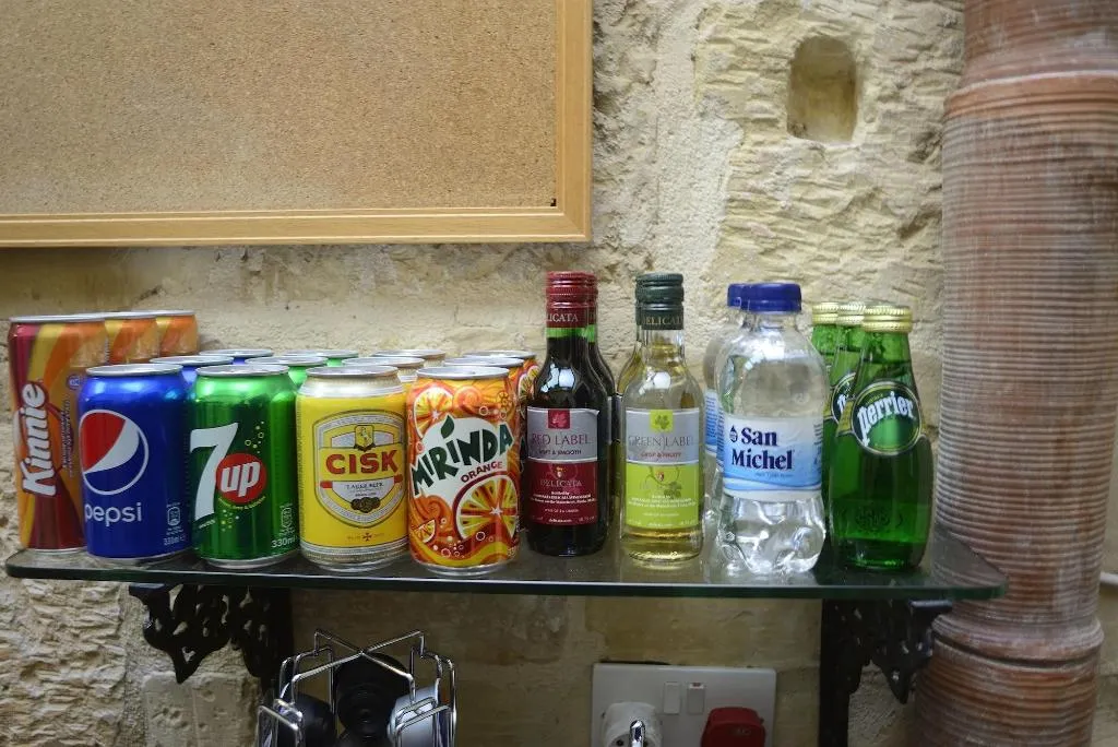 Lobby, The Burrow Guest House, Malta