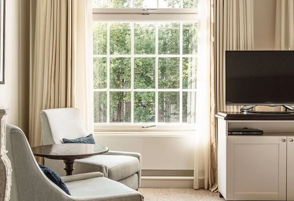 SUITE KING SIZE BED Room, Waldorf Astoria Amsterdam, Amsterdam