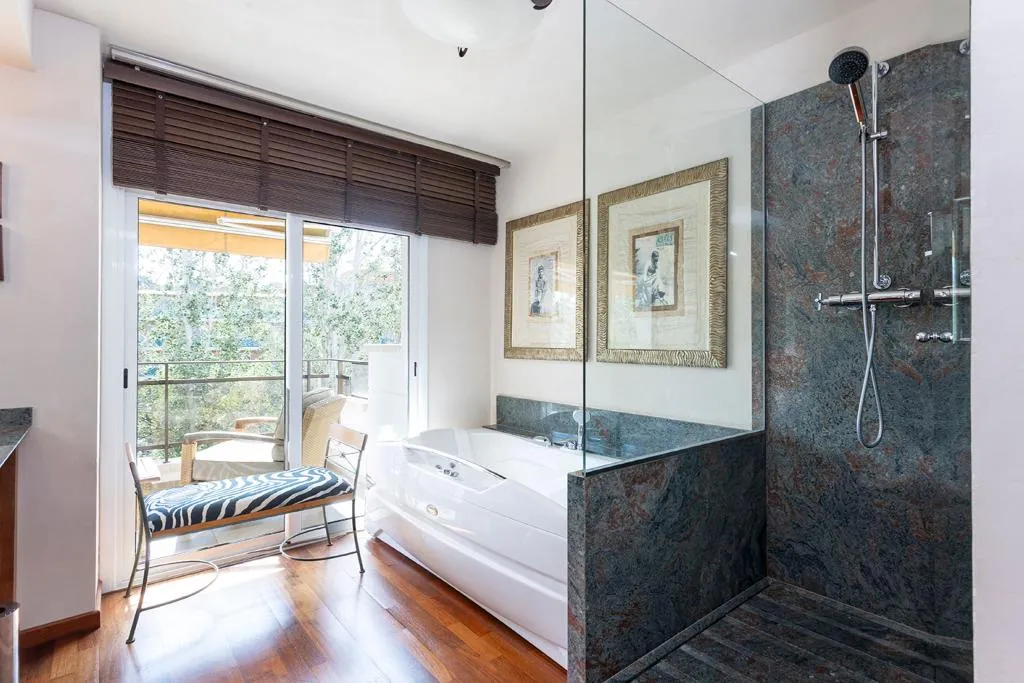 SUITE SEA VIEW Room, Suites Del Mar Fenals, Costa Brava