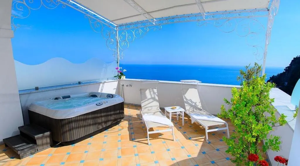 Room, Palazzo Marzoli Resort, Naples