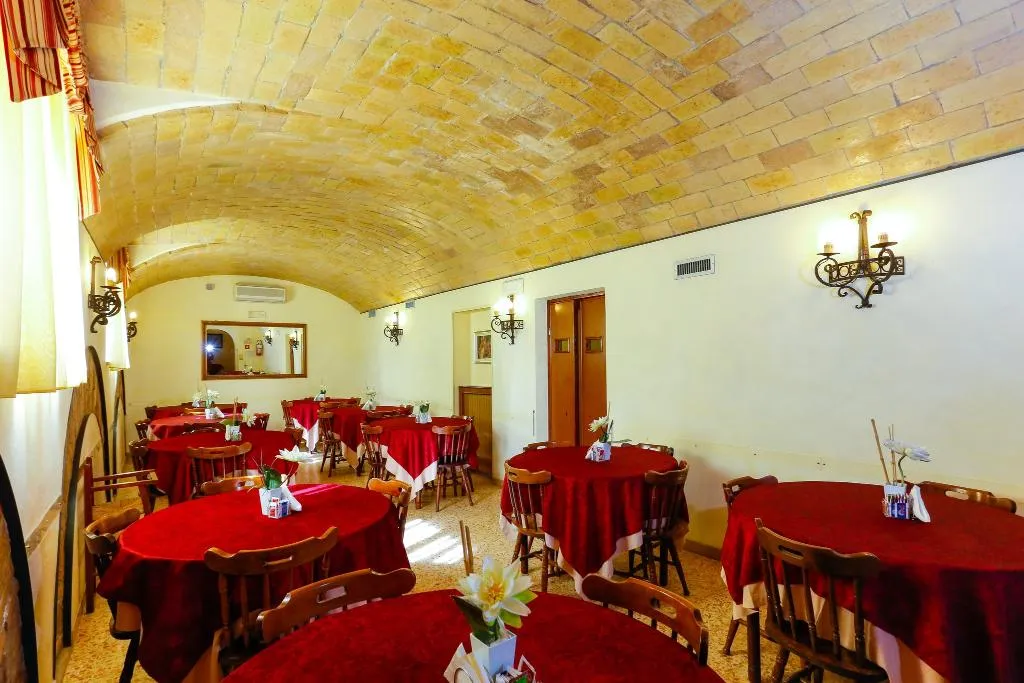 Restaurant, Tempio di Pallade, Rome