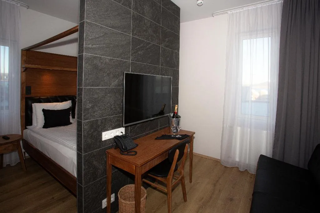 Room, Hotel Von, Reykjavik
