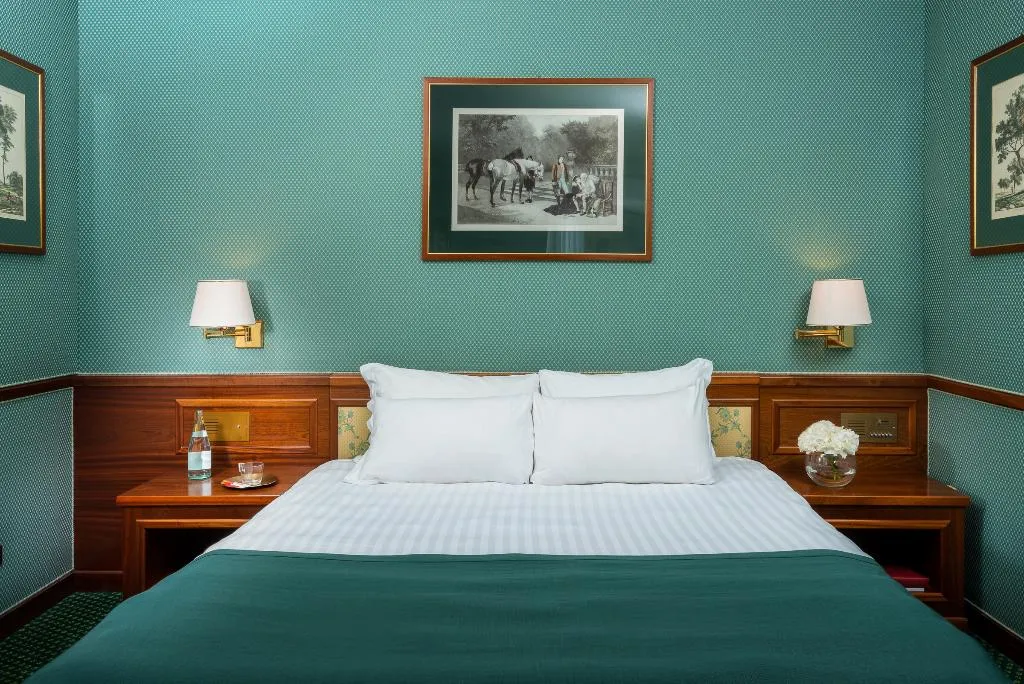 Double or Twin SUPERIOR Room, Leonardo Hotel Milan City Center, Milan