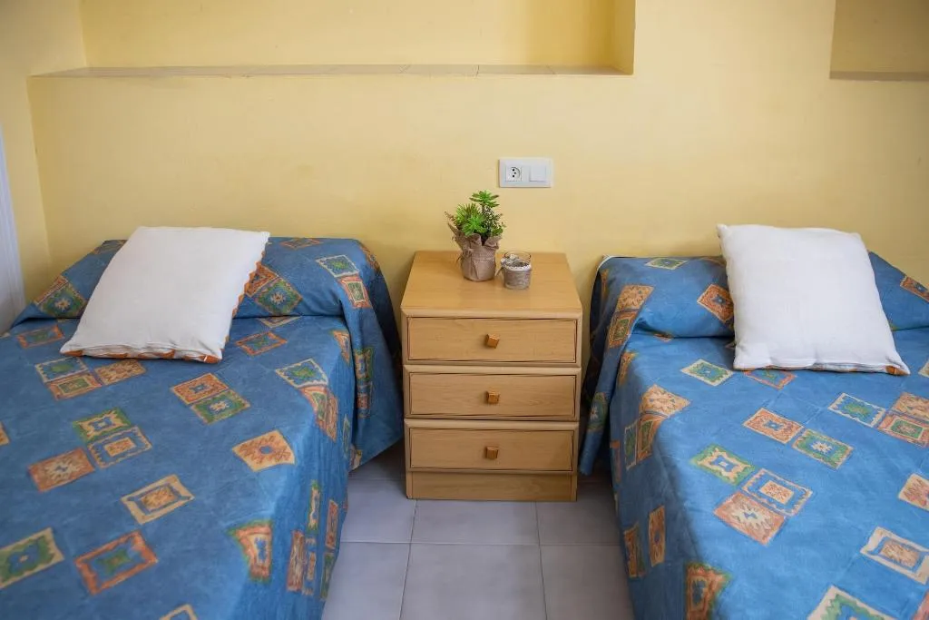 Room, Apartamentos Els Salats Estartit, Costa Brava