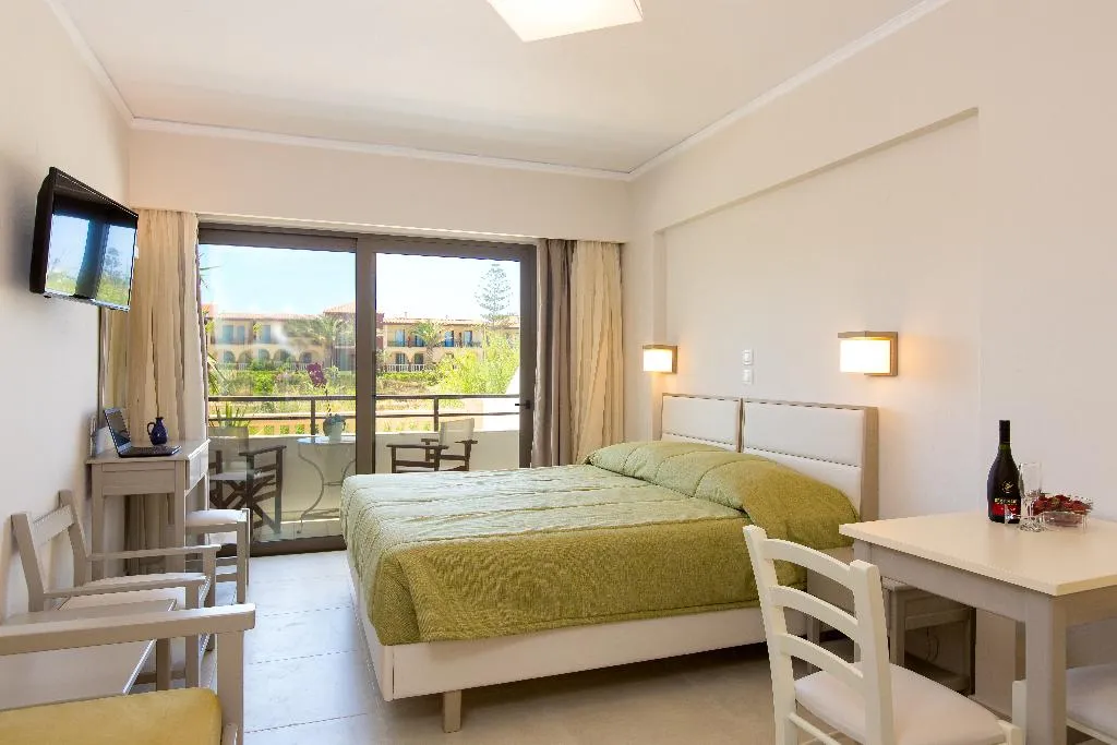 STUDIO SUPERIOR Room, Trefon Hotel Apartments & Suites, Crete