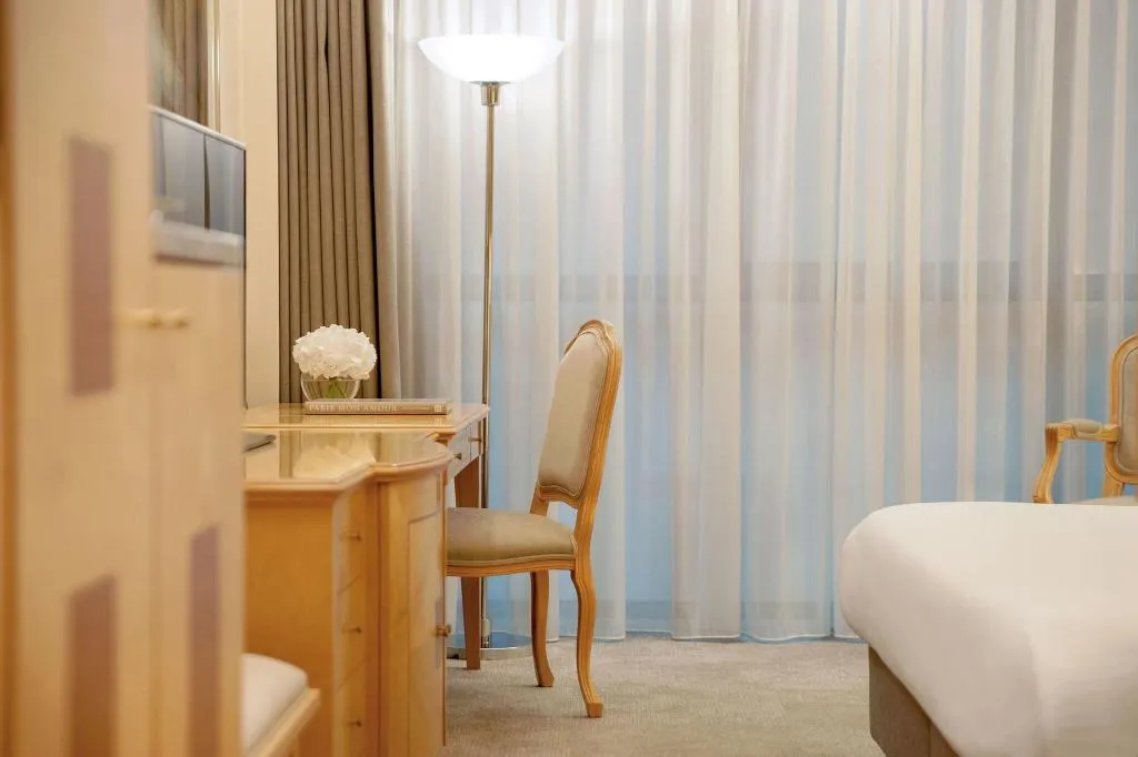Room, Melia Athens, Athens