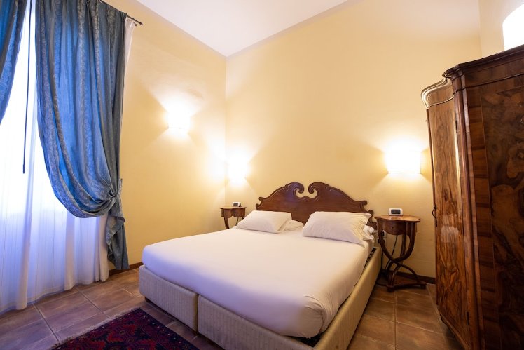 B&B Galileo 2000, Florence