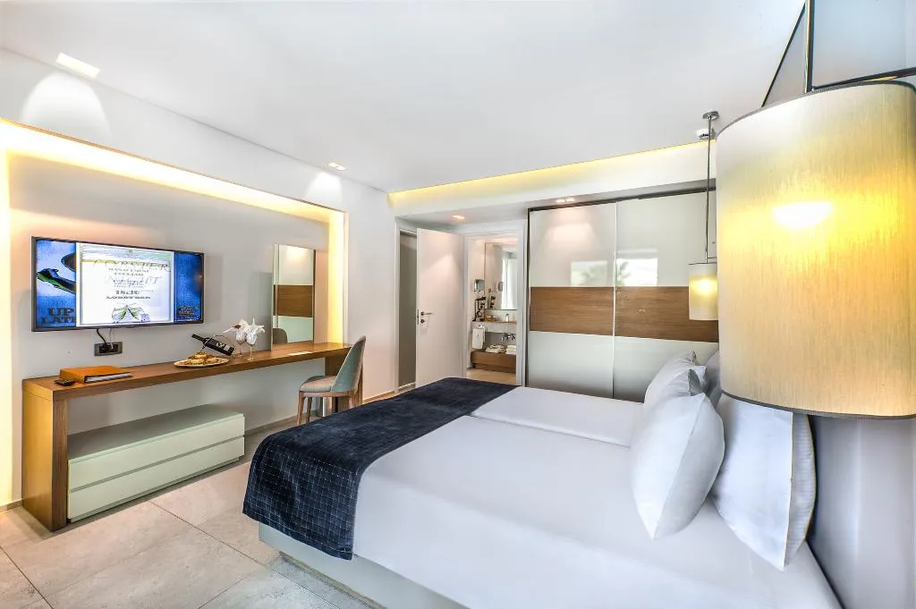 SUITE EXECUTIVE ONE BEDROOM Room, Astir Odysseus Kos Resort & Spa, Kos