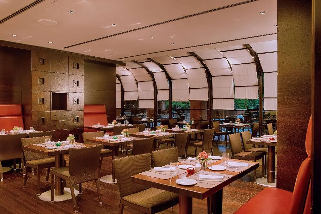Restaurant, NH Milano 2, Milan