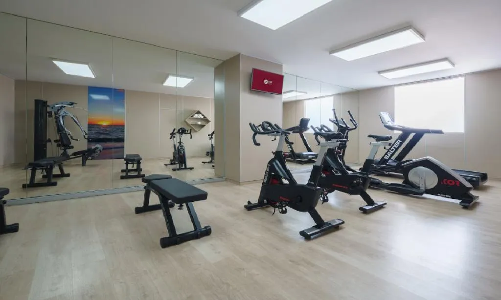 Sports and Entertainment, Exe Almeria Centro, Costa Almeria