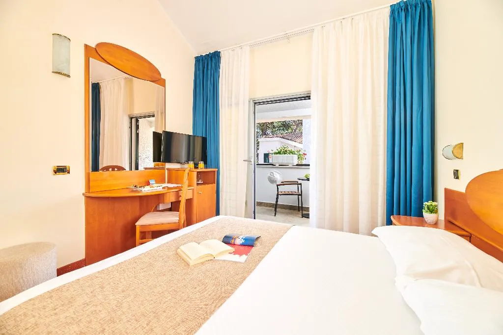 Room, Villa Galijot Plava Laguna, Istria