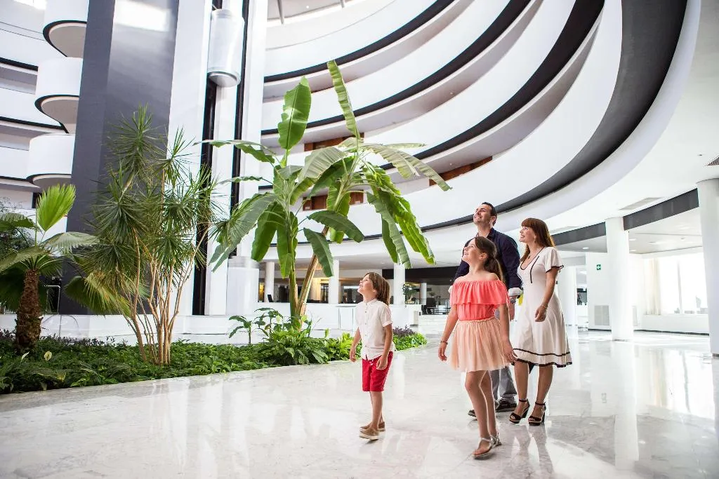 Lobby, Barcelo Sevilla Renacimiento, Seville