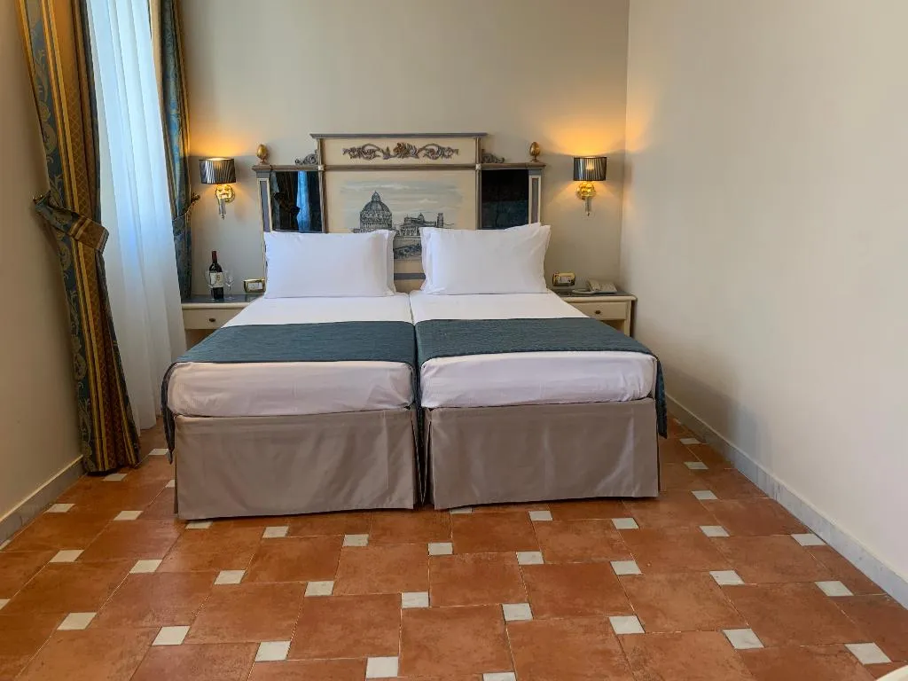 TWIN STANDARD Room, Donatello, Florence
