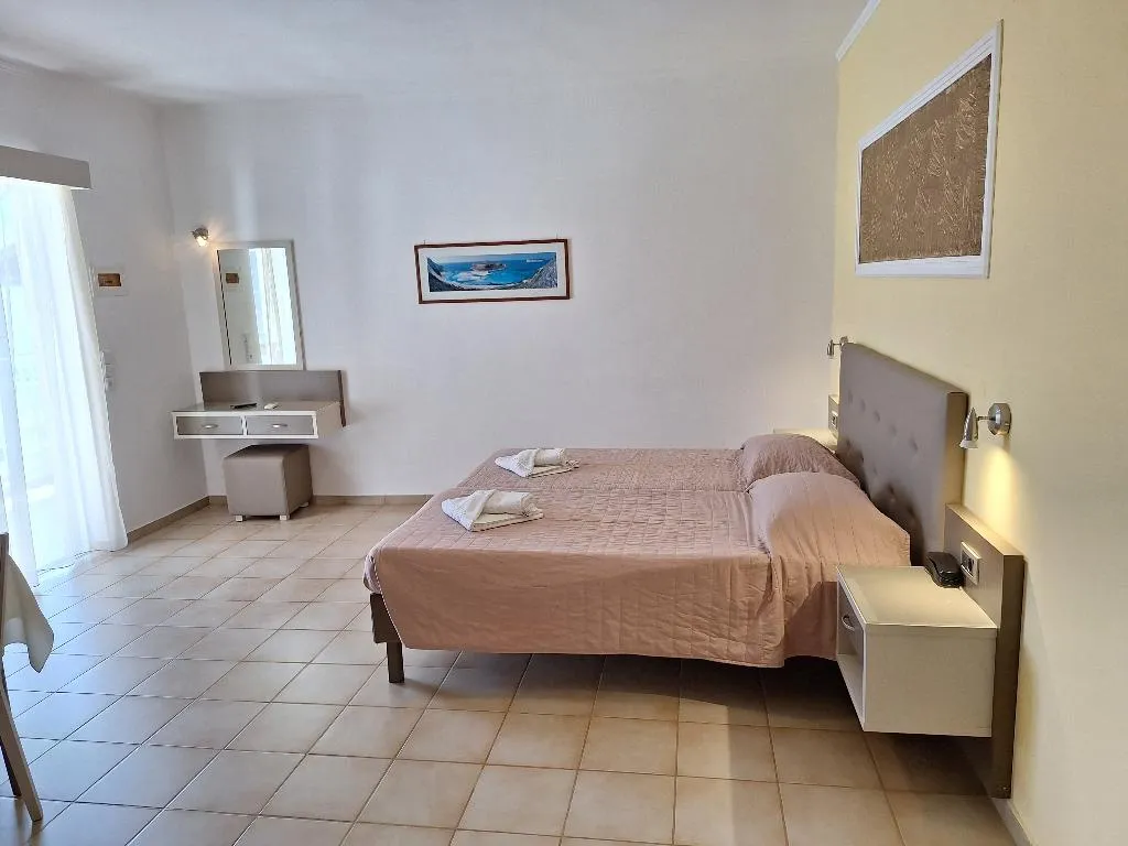 STUDIO TWO BEDS Room, Perla Beach, Crete