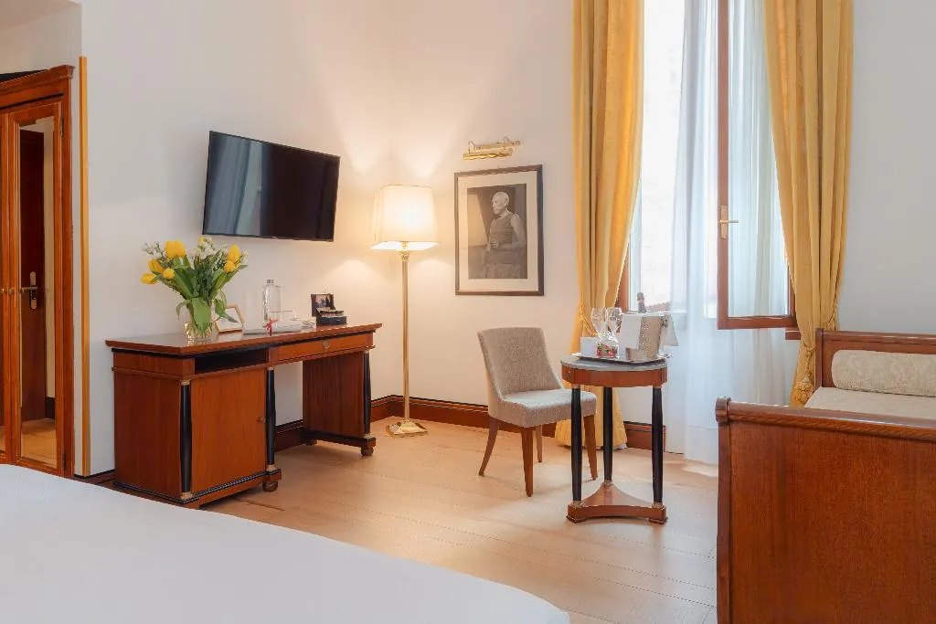 JUNIOR SUITE CLASSIC Room, All'Angelo Art Hotel, Venice