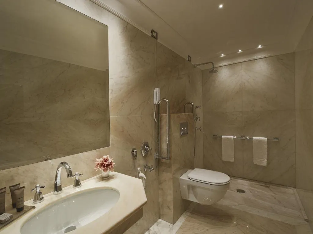 DOUBLE CLASSIC Room, Ai Reali Hotel, Venice