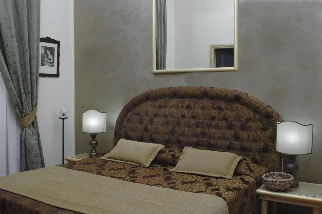 Room, Dante & Beatrice Relais, Florence