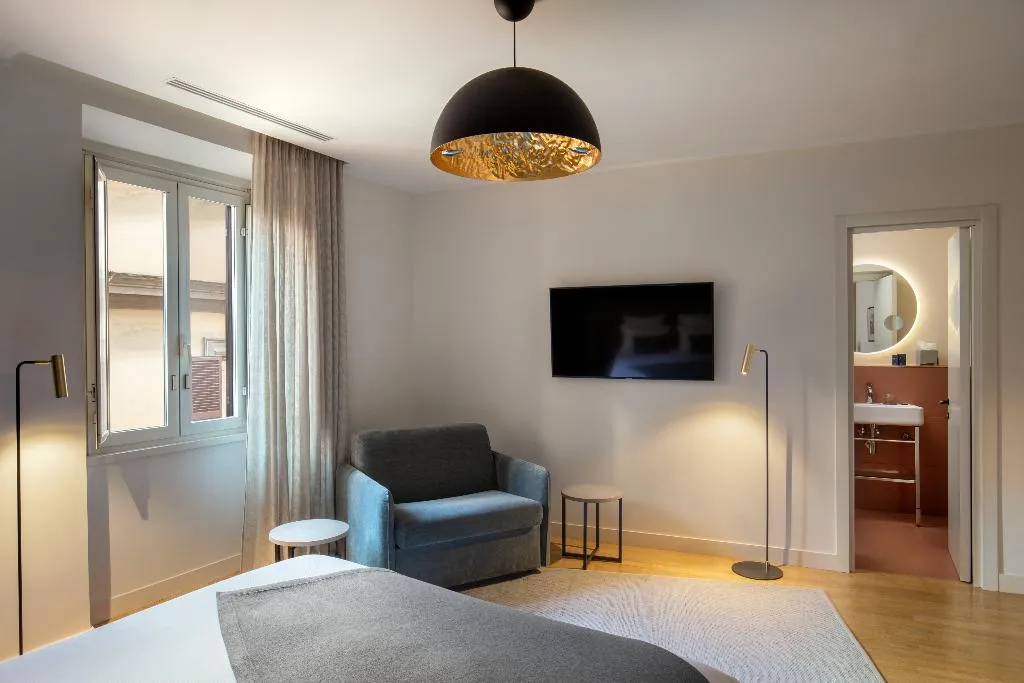 DOUBLE SUPERIOR Room, 9 Hotel Cesari, Rome